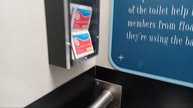 Как космонавты ходят в туалет смотреть онлайн