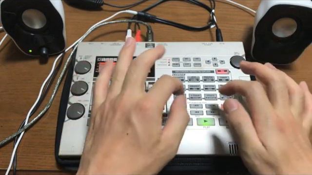 ローランド名機‼︎リズムマシンTR808(ヤオヤ)の音色でオリジナル曲を指ドラムしてみた！ смотреть онлайн