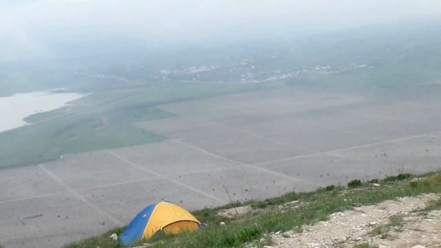Полеты на дельтопланах и парапланах в горах Крыма.