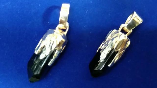 Подвески с камнями ,жёлтое ,белое золото. смотреть онлайн