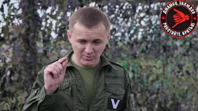 «От всего сердца»: патриотические исполнители поддерживают наших бойцов

Перед военнослужащими ЦВО,