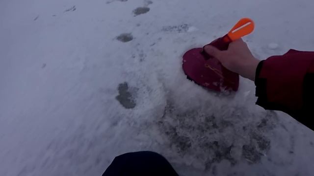 Первый ЛЁД Супер рыбалка на жерлицы Много поклевок и рыбы смотреть онлайн