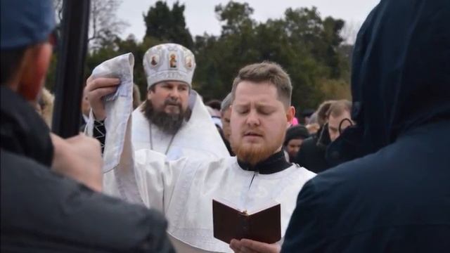 Великое освящение воды в соборе святого князя Владимира в Херсонесе в день праздника Богоявления. смотреть онлайн