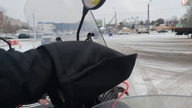 Правильно Crazy: на мотоцикле УРАЛ , зимние байкеры, зимой на мотоцикле, мотоцикл лечит смотреть онлайн