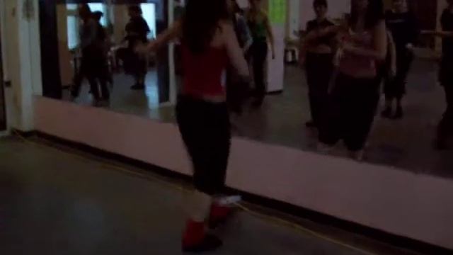 ЮЛЯ ПРЕПОДАЁТ ЖЕНСКУЮ ПЛАСТИКУ--БРАЗИЛЬСКАЯ САМБА смотреть онлайн