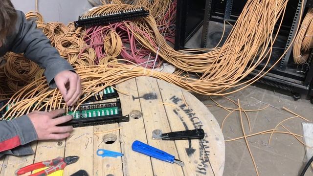 Как расшить патч-панель 48 портов cabeus смотреть онлайн