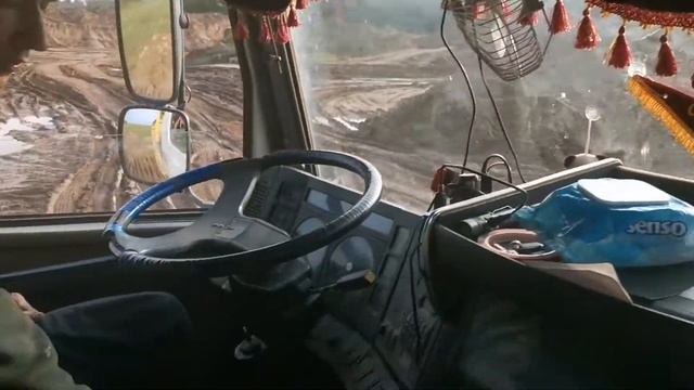 Как поднять кузов на Мазе 6501 смотреть онлайн