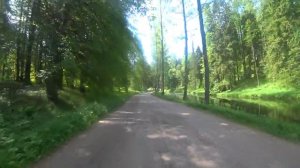 НА ВЕЛОСИПЕДЕ ПО ПАВЛОВСКУ .