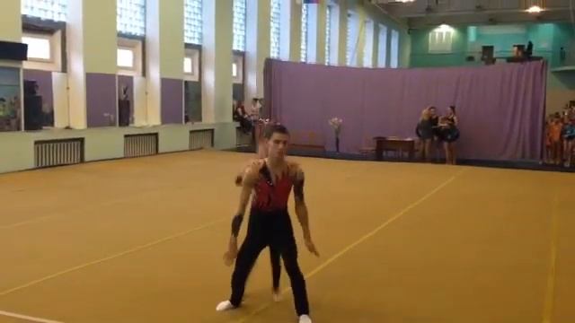 Спортивная акробатика. 1 взрослый. Вольтиж Сидоренко Анна, Бунин Михаил, Новосибирск