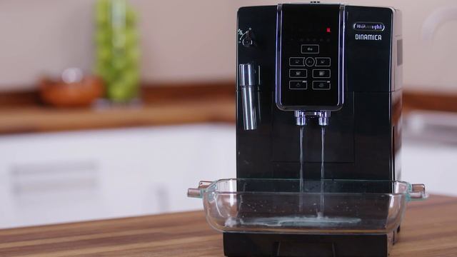 De'Longhi Dinamica ECAM 350.15.B | How to descale your coffee machine смотреть онлайн