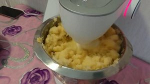 кухонная машина Bosch mum5 (кортофельное пюре)