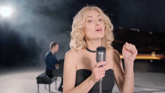 Анна Царёва и Дмитрий Комиссаров «Easy on me» (cover by Adele)