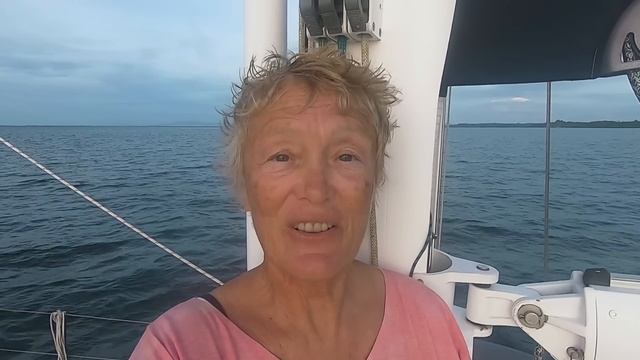 Sailing through pirates: drive shaft failure - Sailboat rally Pt 5 - Ep 212 смотреть онлайн