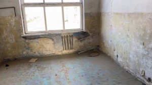 Заброшенная контора,в РД городе Кизляр,село хуцеевка