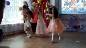 ПРОЩАЙТЕ, ИГРУШКИ, МЫ ВЗРОСЛЫМИ СТАЛИ....