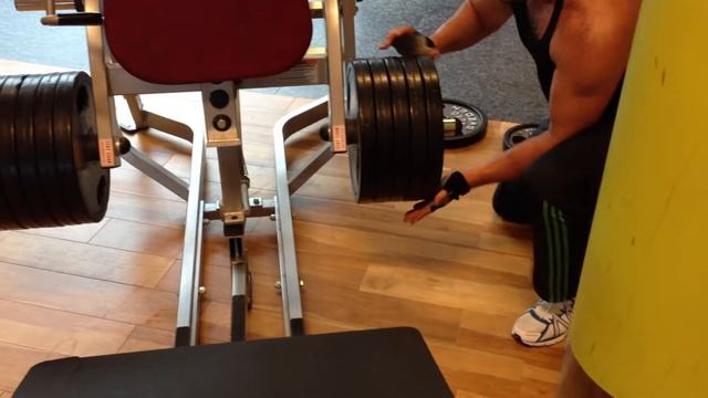 Рекорд жима ногами Elixia 2013 смотреть онлайн