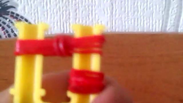 Как сплести помидор из резинок на рогатке смотреть онлайн