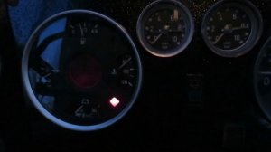 Починил контрольную лампу генератора