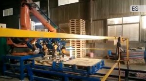 Робот для сборки поддонов, модель FT3-CY