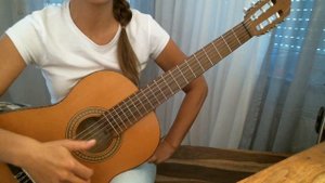 Урок 12. Бой шестёрка, с какой песни начать соединять аккомпанемент с пением.