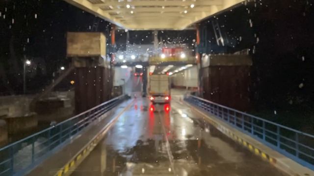 01# IRL ПАРОМОМ ПОПАЛ В ШТОРМ. ЭТО КОШМАР!!! Я ДУМАЛ МЫ ТОНЕМ. ВОЛНЫ. ЧАСТЬ 1. Шербур F на Ирланди смотреть онлайн