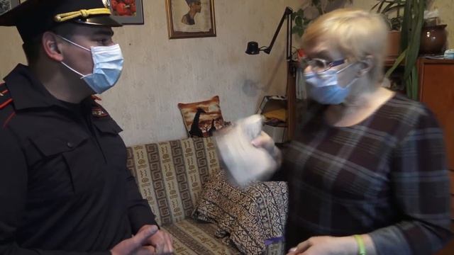 СОТРУДНИК ПОЛИЦИИ ПОСАДИТ БАБУШКУ ГРИФЕРА В ТЮРЬМУ В РЕАЛЬНОЙ ЖИЗНИ!| АНТИ-ГРИФЕР ШОУ #300 смотреть онлайн