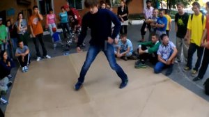 "Сражение помощи 2012" (Break dance) -  Hoperock vs Limon