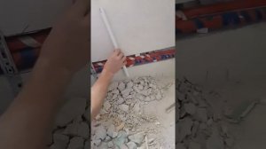 ПРАВИЛЬНАЯ УКЛАДКА ТРУБ  В СТЕНУ ПРИ ШТРОБЛЕНИИ