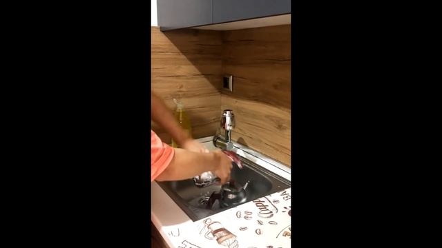 Чем и как мыть посуду на кухне Мои средства и кран смотреть онлайн