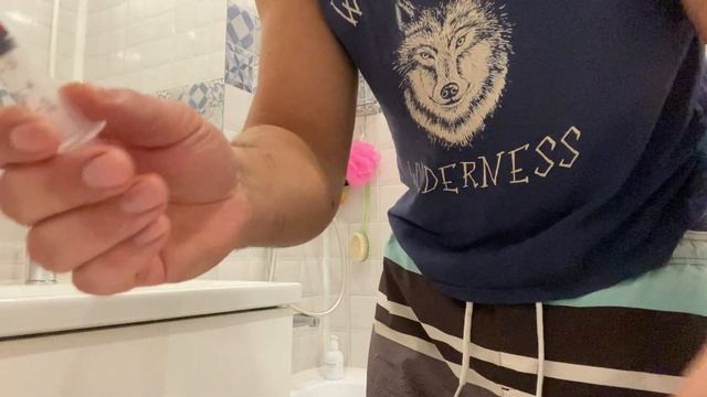 # Как сделать укол самому себе с помощью зеркала на примере ввода витаминов Мильгаммы B6/B12 смотреть онлайн