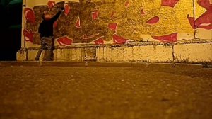 Граффити: Korea - Dups | РИСУЕТ ГРАФФИТИ НОЧЬЮ НА СТЕНЕ | МОСКВА