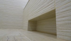 Экран под ванну с нишей для ног. Укладка плитки на кухне и в санузле.