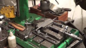 Крепёж (сухари или резьбовая шпонка)