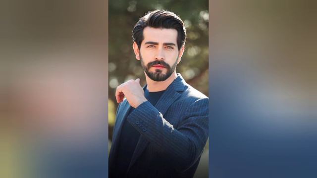 Barıs baktas and yağmur holiday hands in front of yağmur's mother! смотреть онлайн