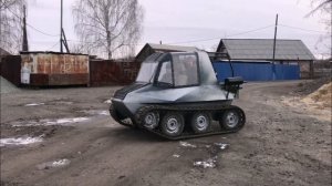 Гусеничный вездеход "Лайка-02" везет 4х человек-Легко!
