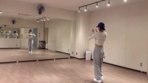 (G)I-DLE - Queencard ダンスレクチャー｜KPOP Dance Tutorial｜Dance Studio MARU  (Rina)