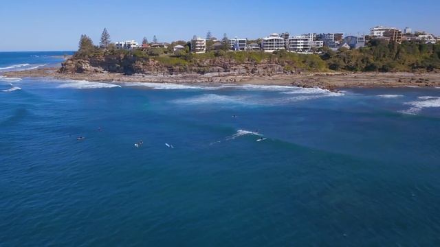 Caloundra's Moffat and Dicky Beach смотреть онлайн