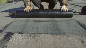 Устройство мягкой рулонной кровли