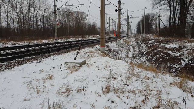 Скоростной пригиродный электропоезд экспресс Ласточка ЭС2Г 032 037 смотреть онлайн