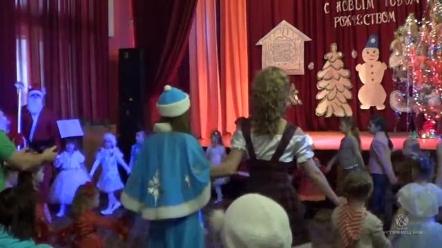 Детский новогодний утренник. Путешествие Санта - Клауса в России. смотреть онлайн