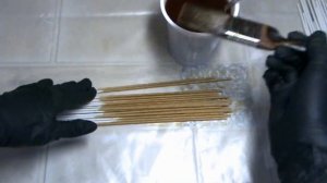 Крашу трубочки луковой шелухой / Эксперимент