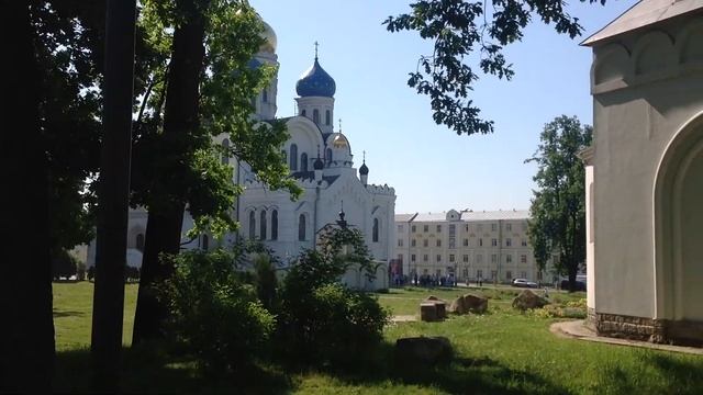 Николо Угрешский монастырь пруд