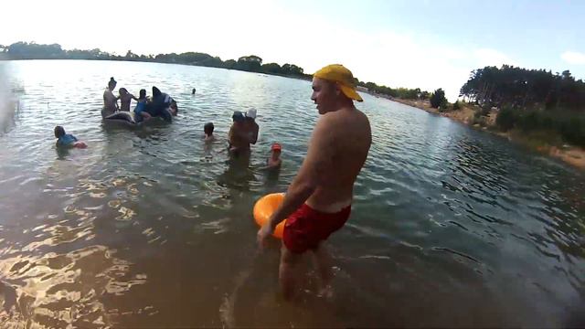 НА ПРУДУ КУПАТЬСЯ ЗАПРЕЩЕНО VLOG смотреть онлайн