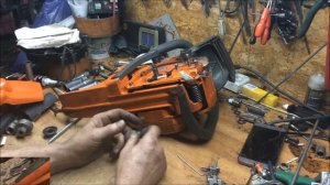 "Хускварна_435"Способ уменьшить расход масла при смазке шины!Актуально для жителей Уругвая...