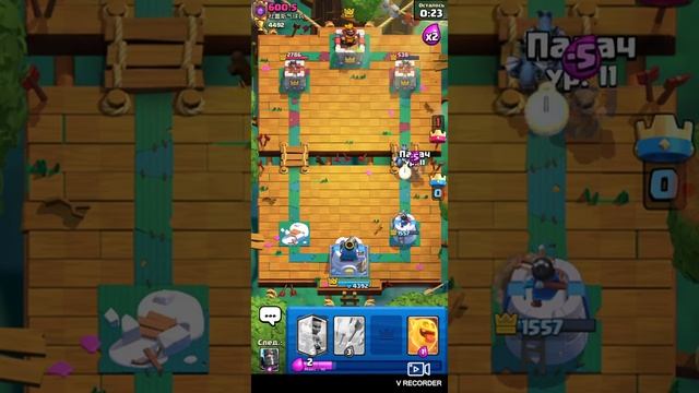 играю в клеш рояль рандоминим колодами смотреть онлайн