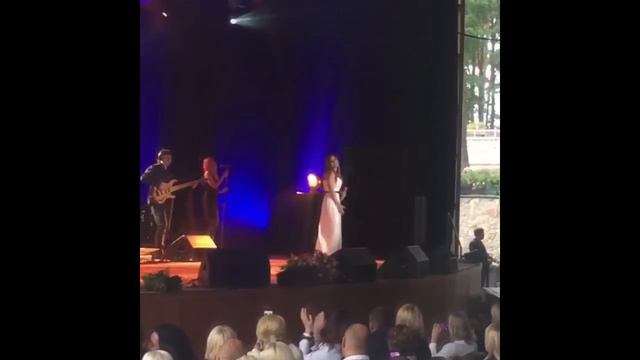 Ани Лорак - Просто скажи Отрывок песни Юрмала 10-07-2015