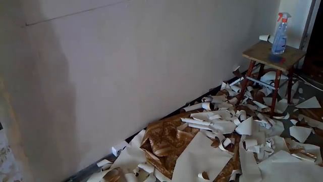 Полезные советы. Удаление старых виниловых обоев. смотреть онлайн