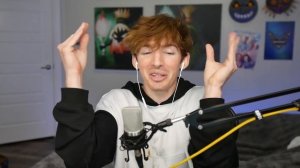 WE MADE A ROBLOX FLAMINGO HAT!