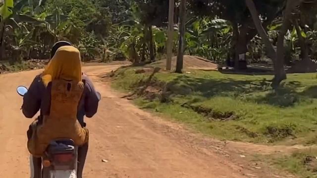 "OPENING my Gold Play Button in an African Village?! & How I Got It Without a Plot Number/ fun day смотреть онлайн