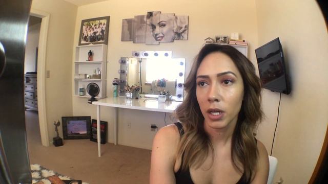 Glam Purple Smokey Eye смотреть онлайн